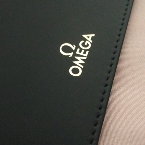 Omega card wallet new in box - Picture 4 of 4